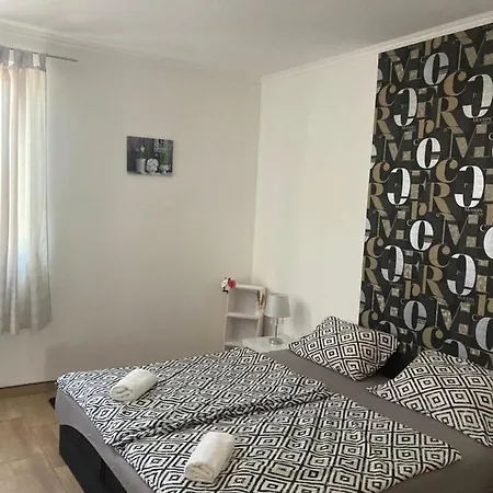 Apartment Gyongy Vendeghaz *